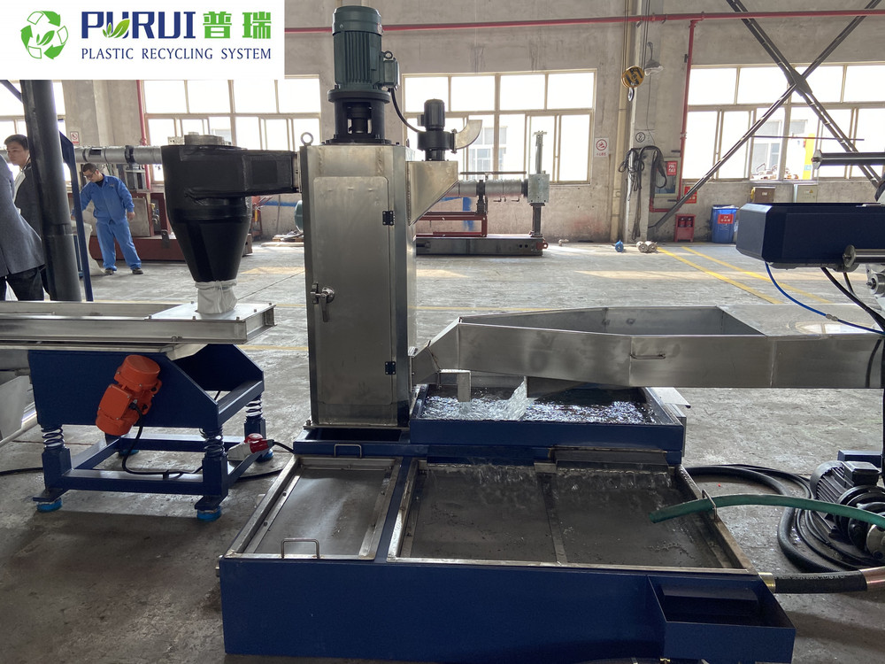 Plastic recycling machine ML85 (6).jpg