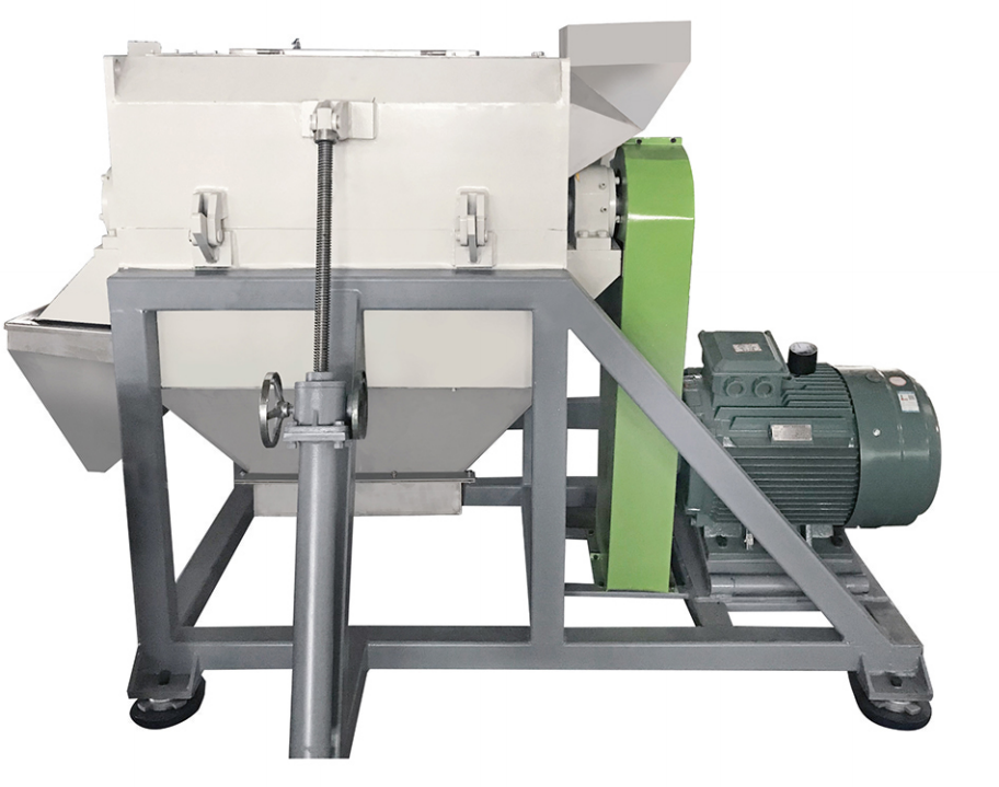 PURUI rigid plastics dewatering machine 普瑞硬料脱水机.png